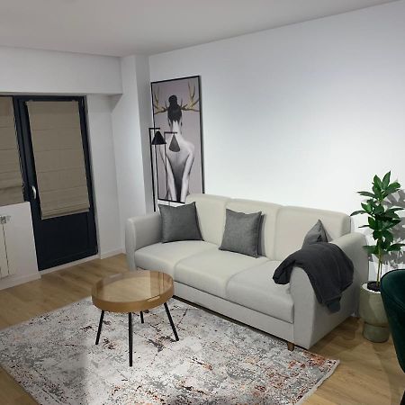 Prosper Plaza Aparthotel Букурещ Екстериор снимка